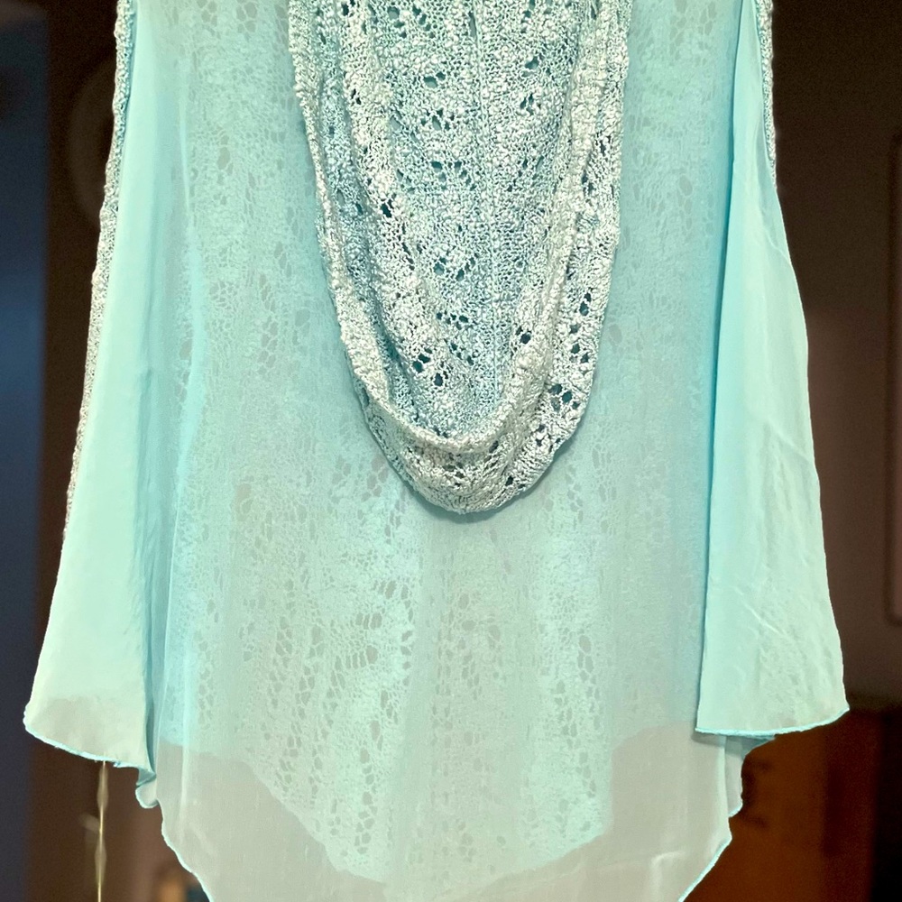 Sleeveless top